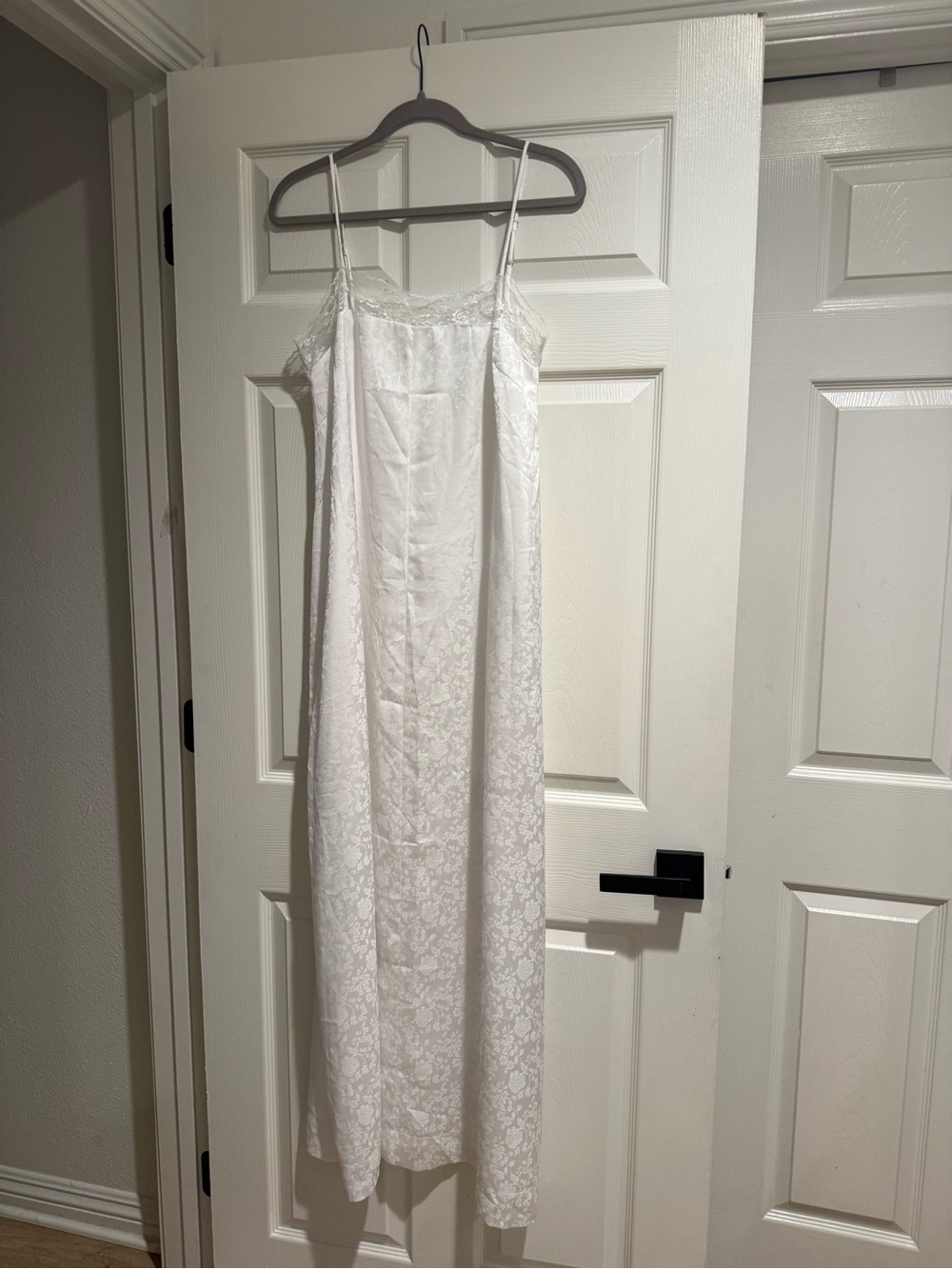 Petal & Pup Alisha White Lace-Trim Maxi Dress - Picture 3 of 6